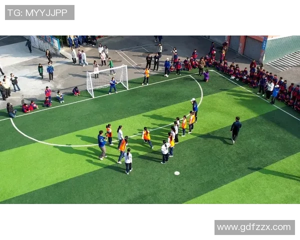 足球楼盘热潮来袭打造梦想家园与激情绿茵场的完美结合